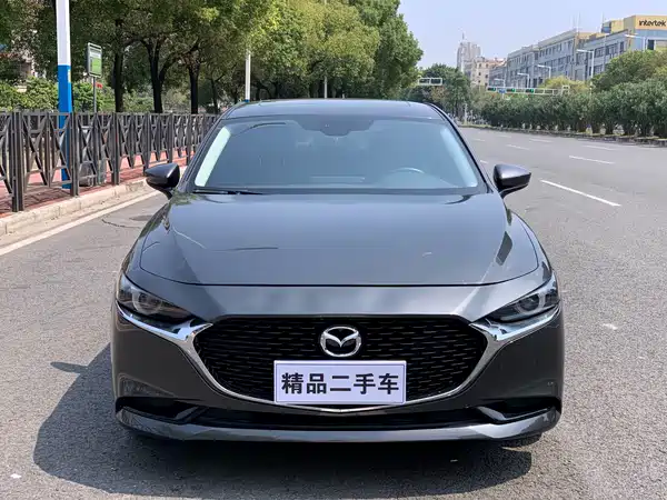 Mazda 3 Axela 2021