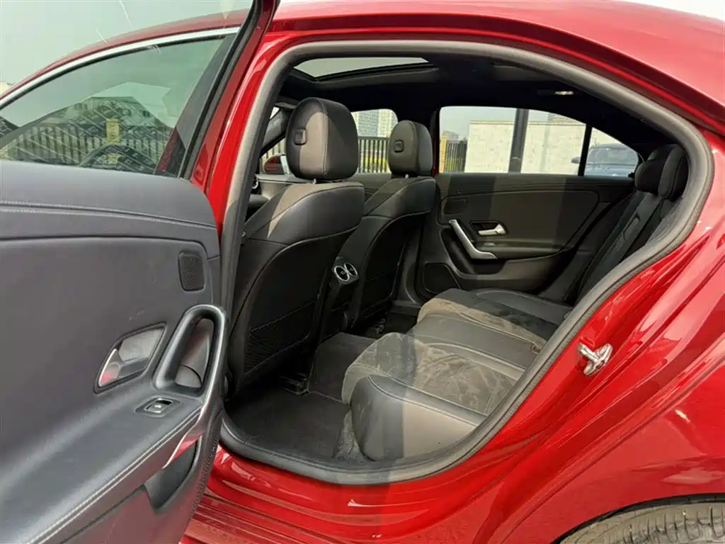 Mercedes-Benz A-Class 2020 — фото 20