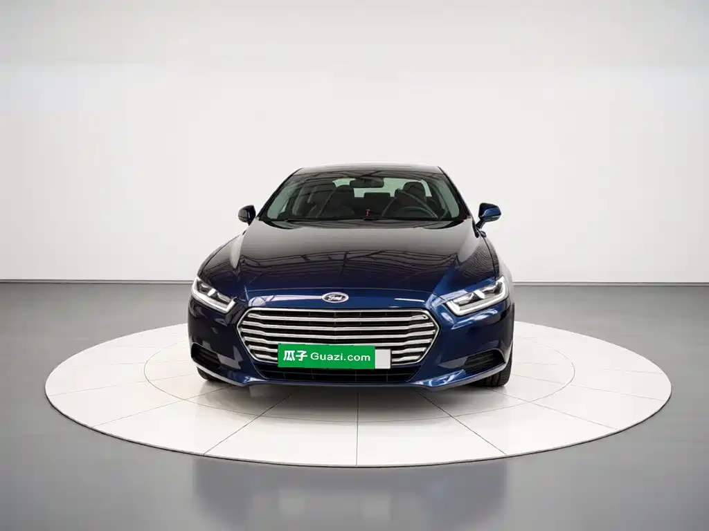 Ford Taurus 2016 — фото 24