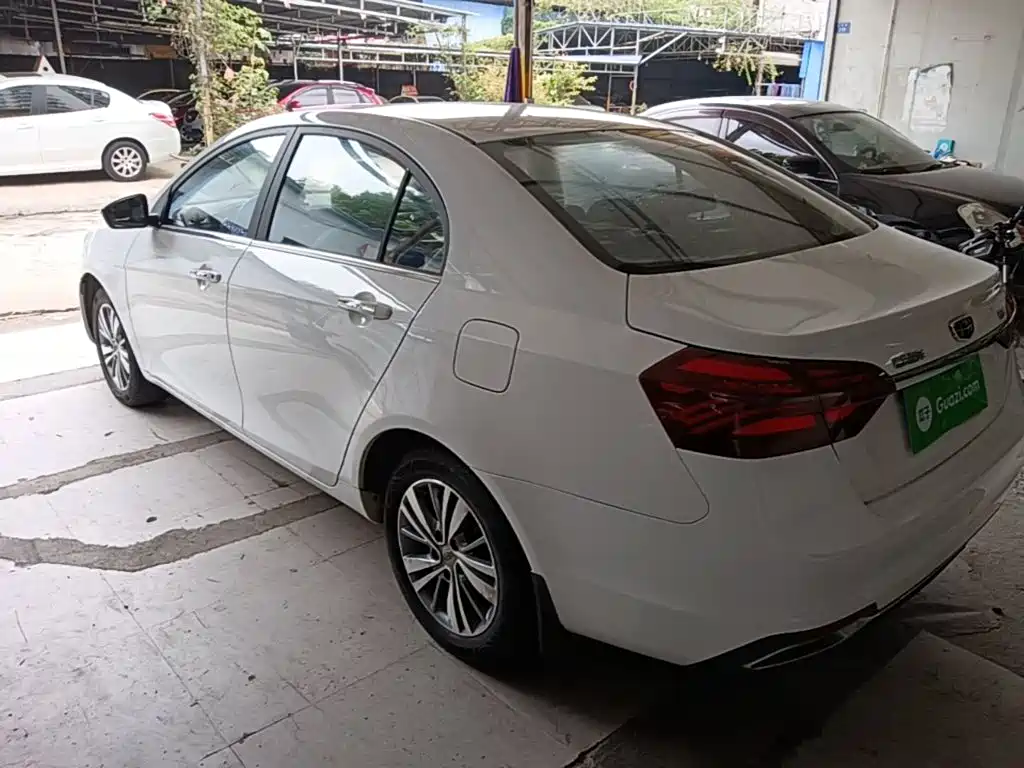 Geely Emgrand 2018