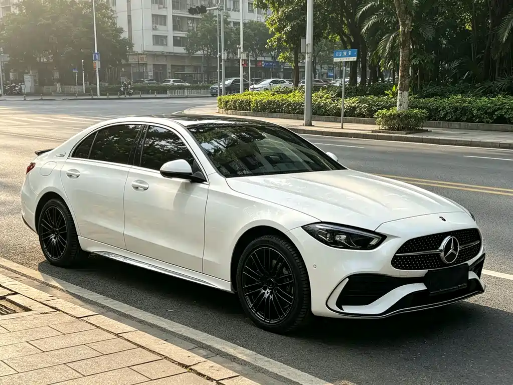Mercedes-Benz C-Class 2022