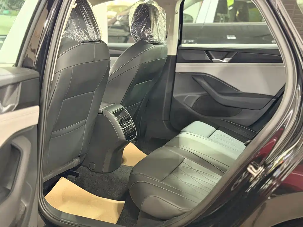 Volkswagen Magotan 2026