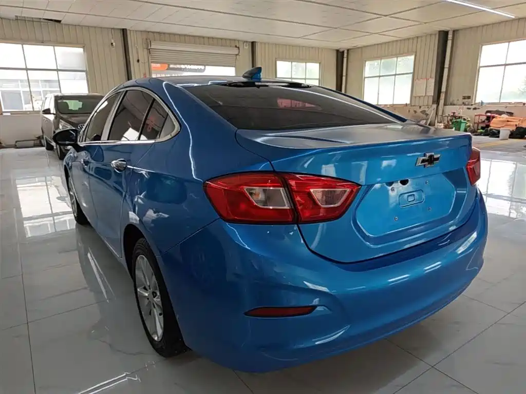 Chevrolet Cruze 2017 — фото 5