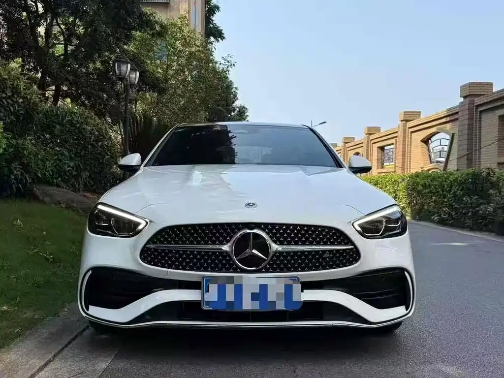 Mercedes-Benz C-Class 2023 — фото 2