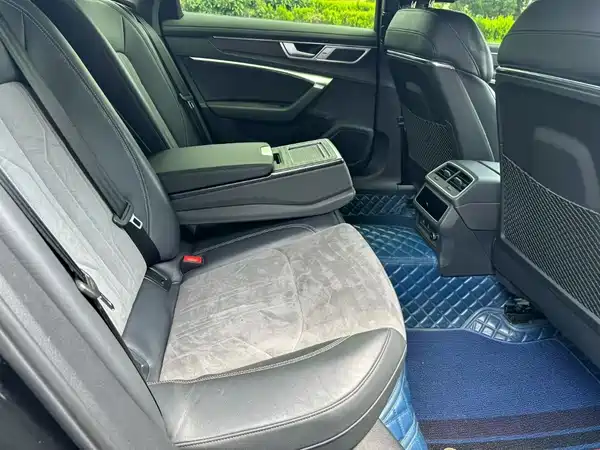 Audi A6L 2024
