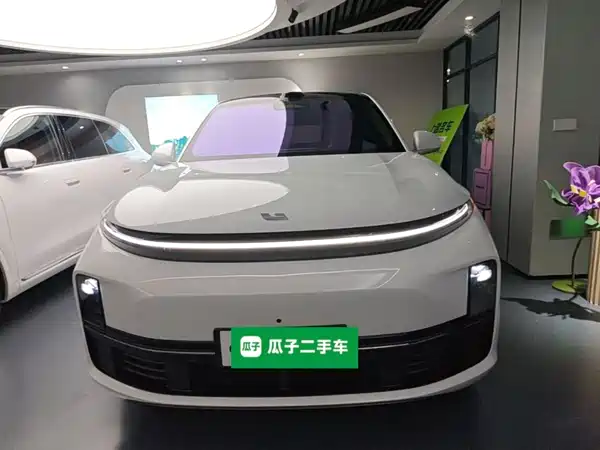 Li Auto L7 2025