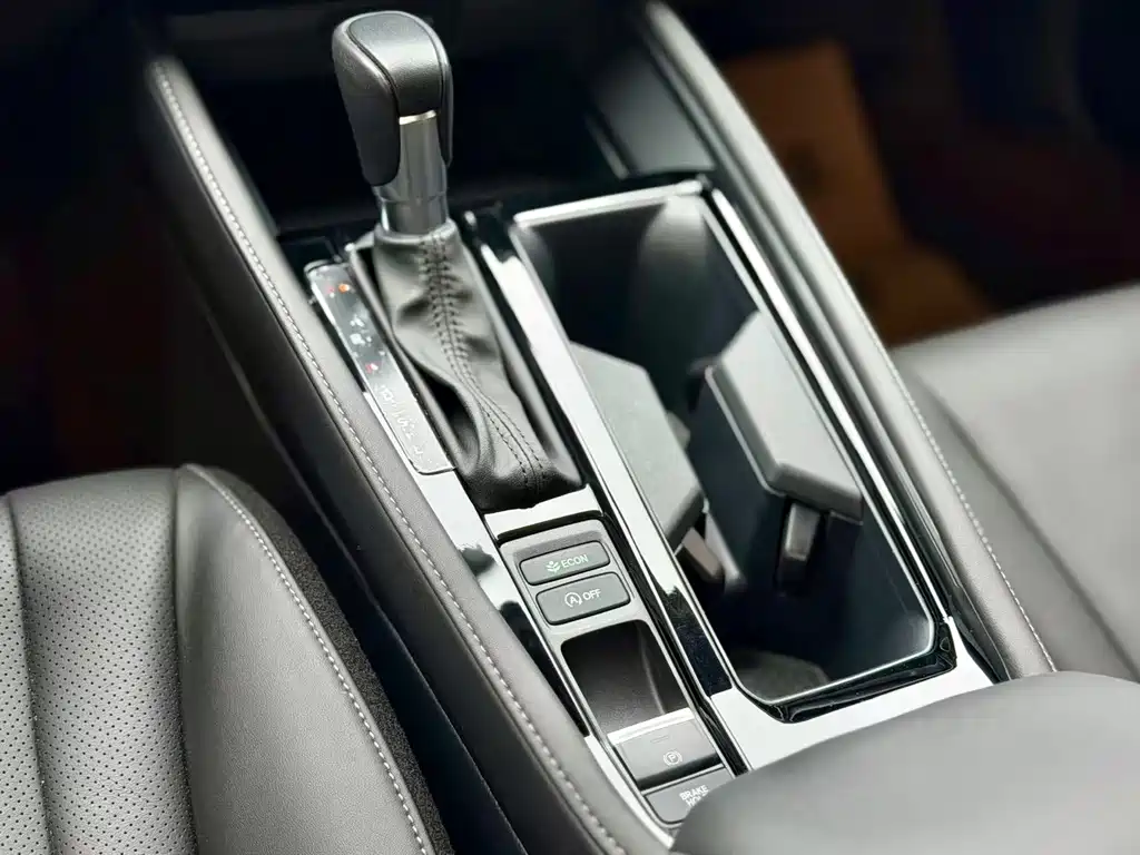 Honda Accord 2023 — фото 17