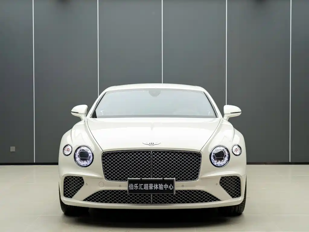 Bentley Continental 2021 — фото 3