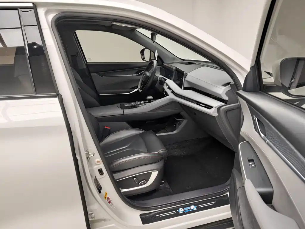 Changan CS75PLUS 2022 — фото 11