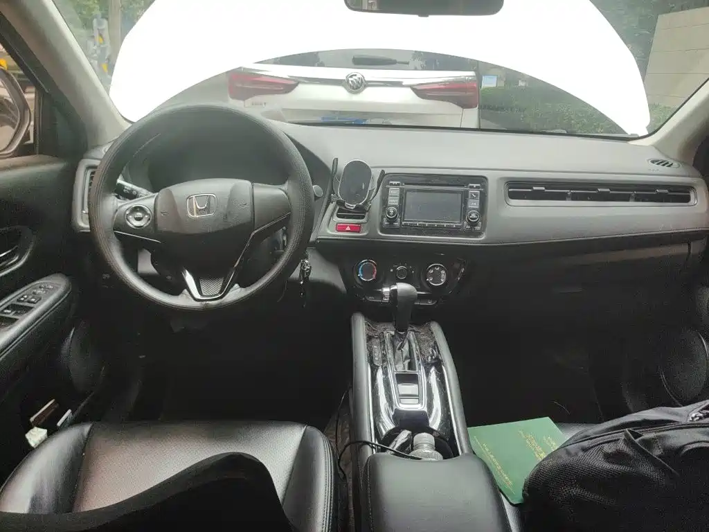 Honda Vezel 2016 — фото 10