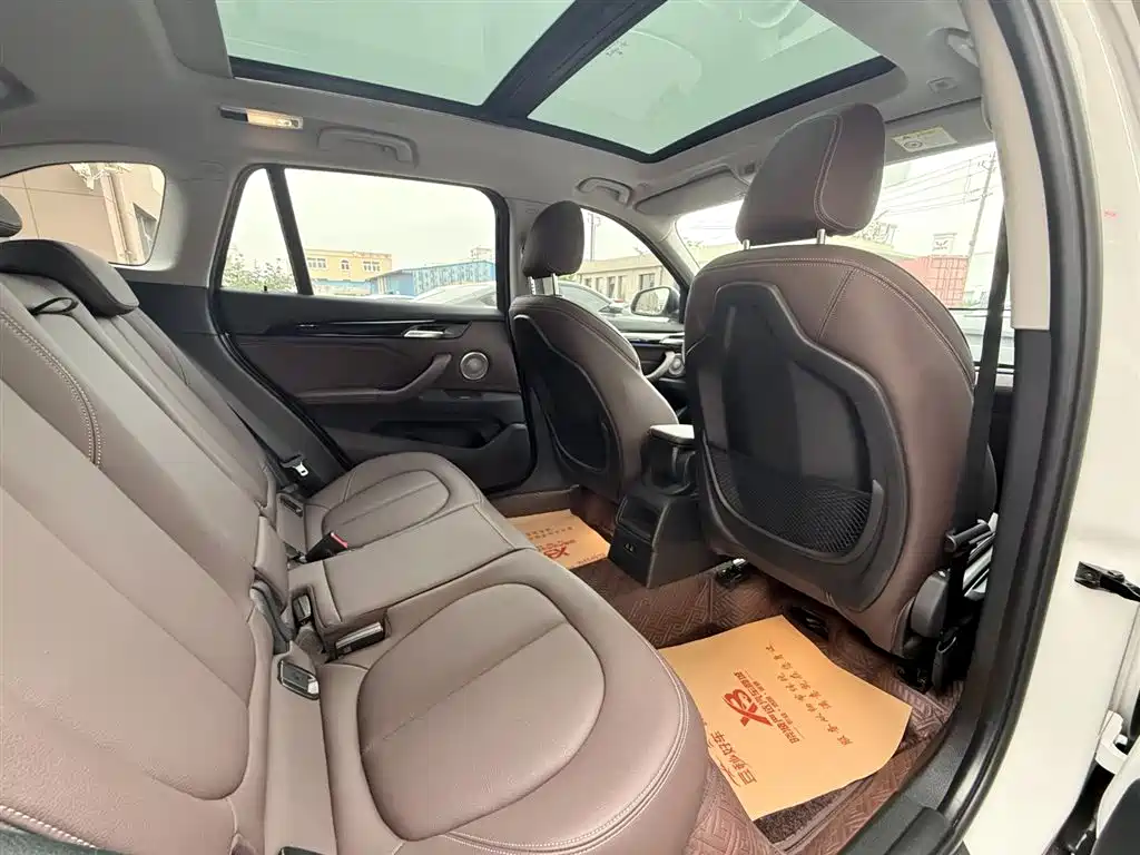 BMW X1 2022 — фото 11