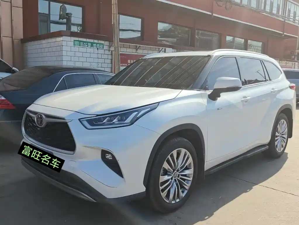 Toyota Highlander 2025