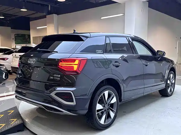Audi Q2L 2022