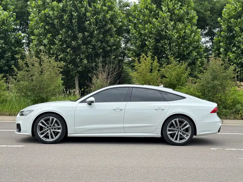 Audi A7 2024 — фото 17
