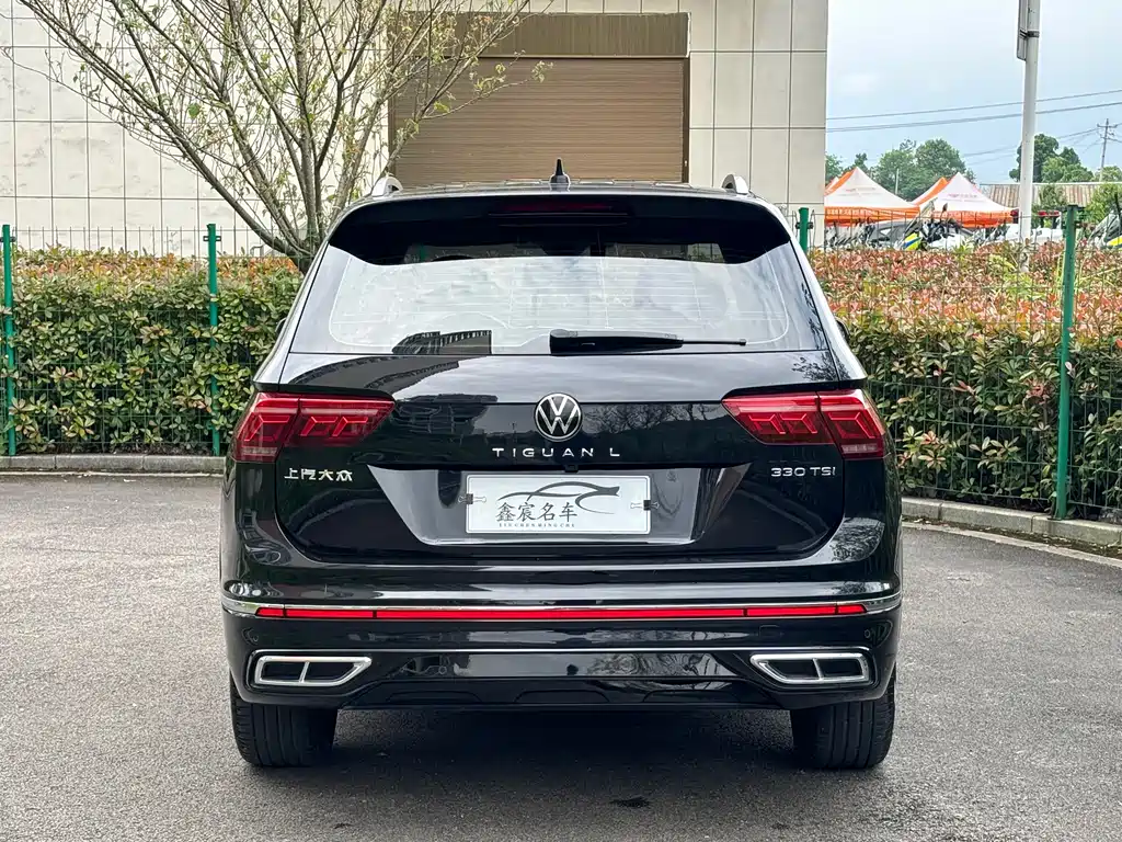 Volkswagen Tiguan L 2021 — фото 9