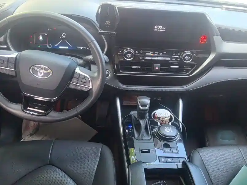 Toyota Highlander 2025 — фото 15