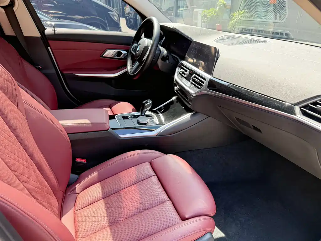 BMW 3 Series 2022 — фото 12