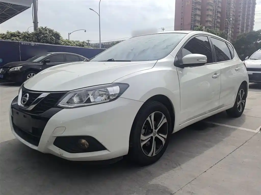 Nissan Tiida 2019 — фото 1