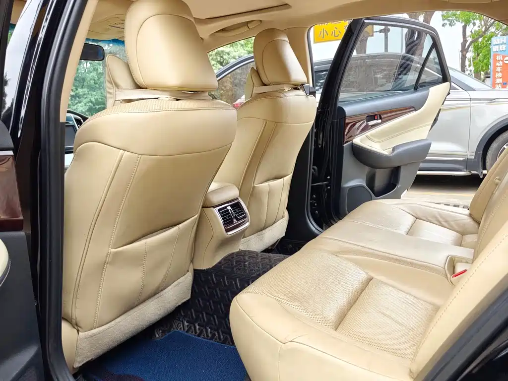 Toyota Crown 2019 — фото 12