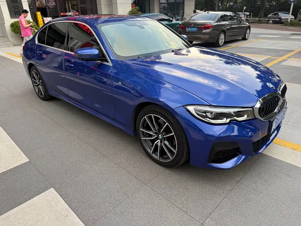 BMW 3 Series 2022 — фото 9