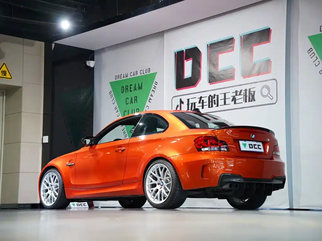 BMW 1 Series M 2012 — фото 43