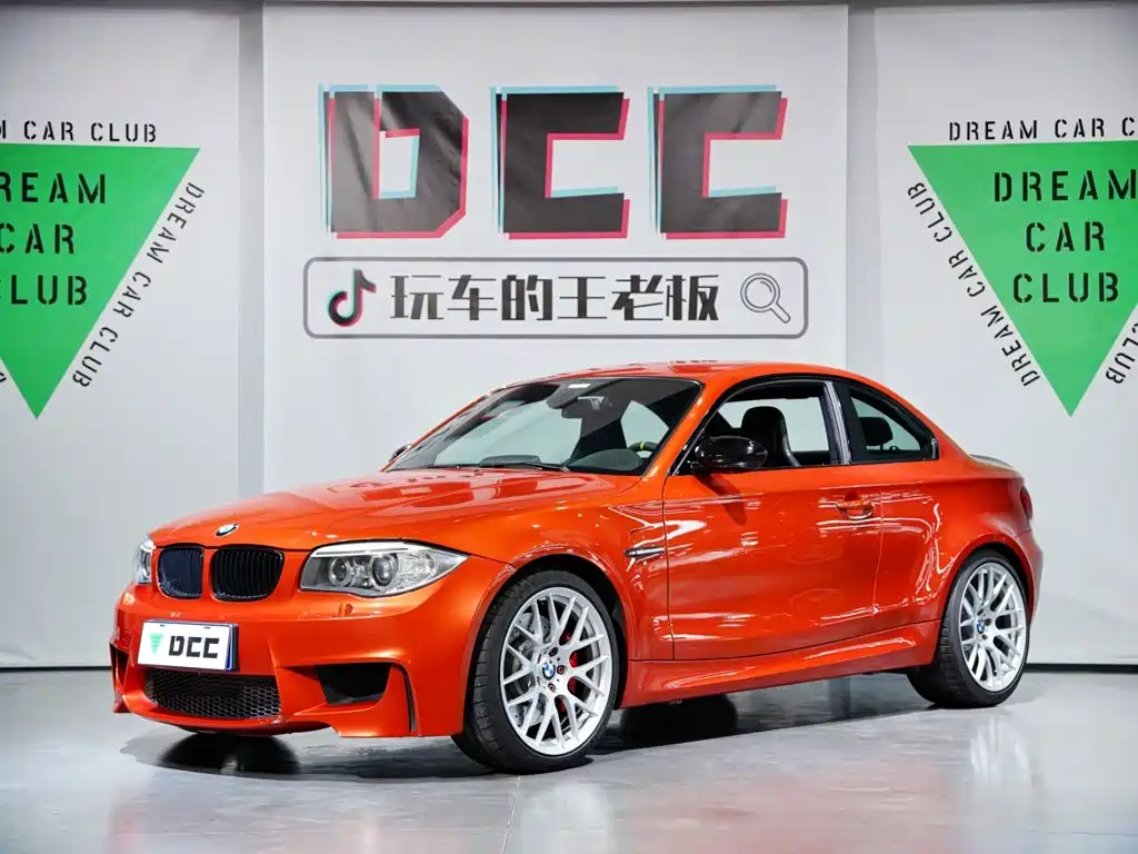 BMW 1 Series M 2012 — фото 1