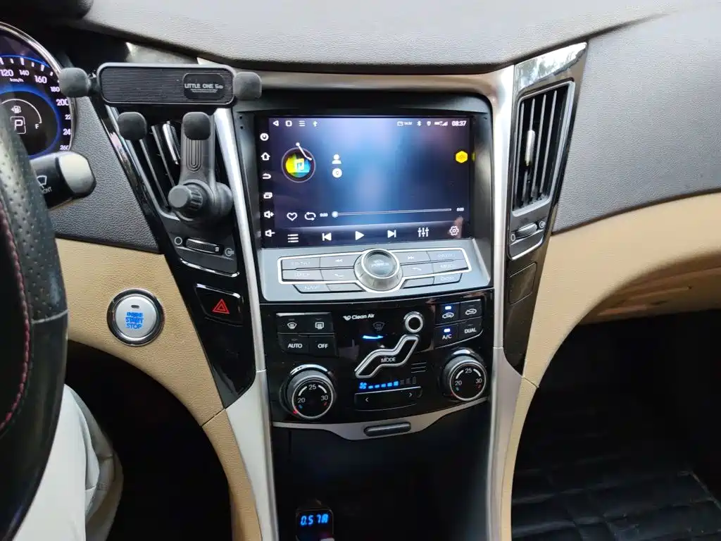 Hyundai Sonata 2014 — фото 10