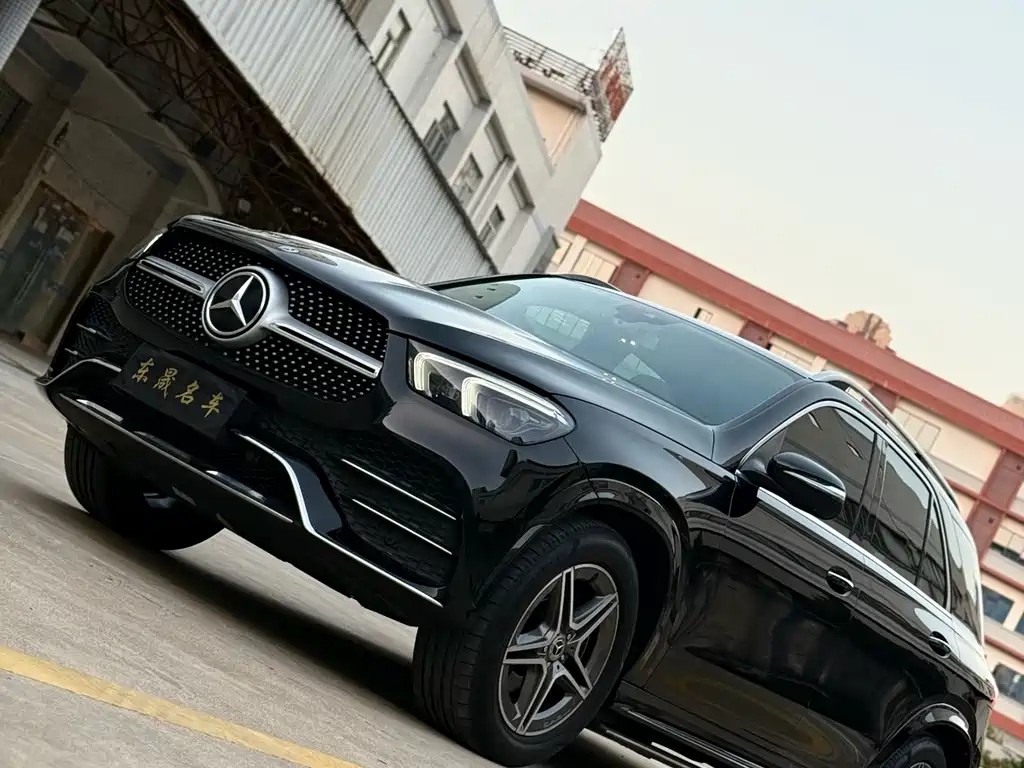 Mercedes-Benz GLE 2019 — фото 24