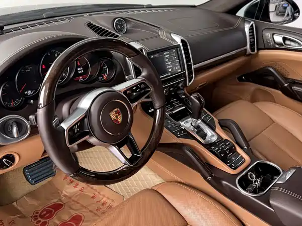 Porsche Cayenne 2015