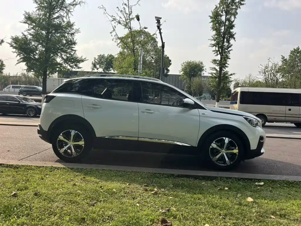 Peugeot 4008 2018 — фото 20