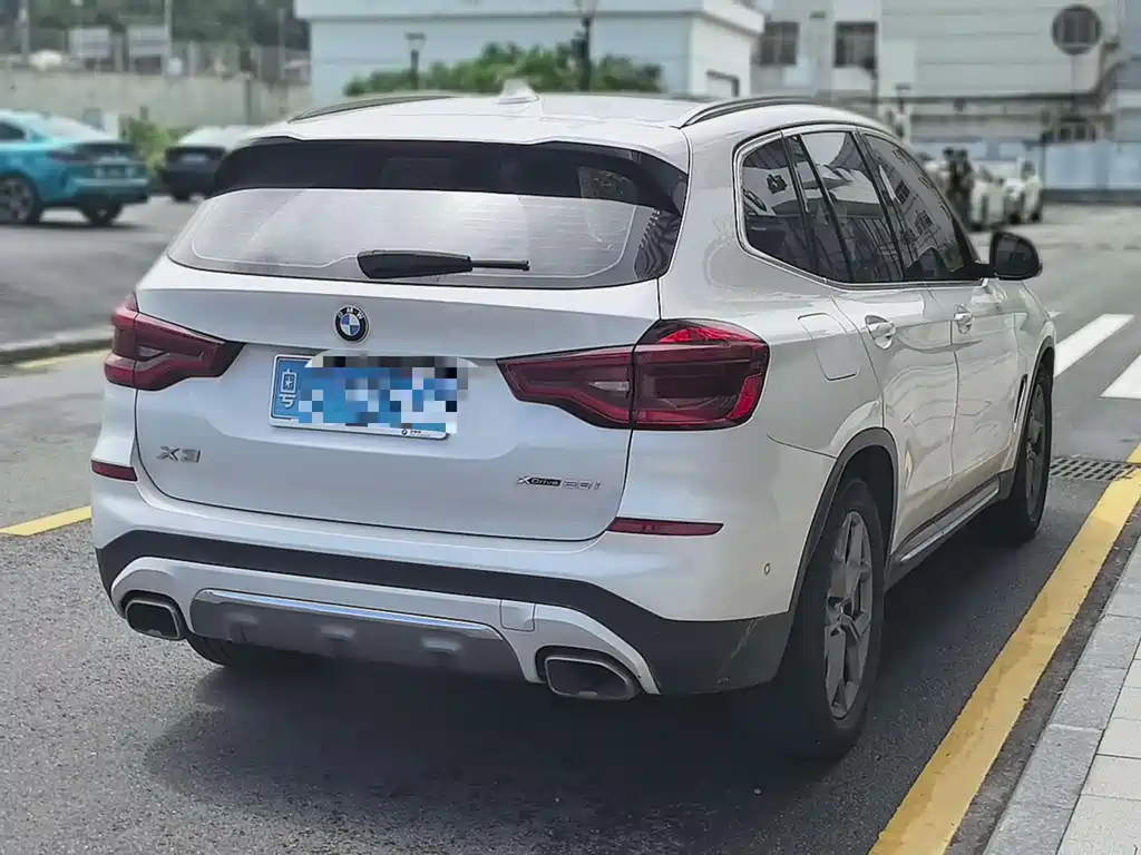 BMW X3 2021