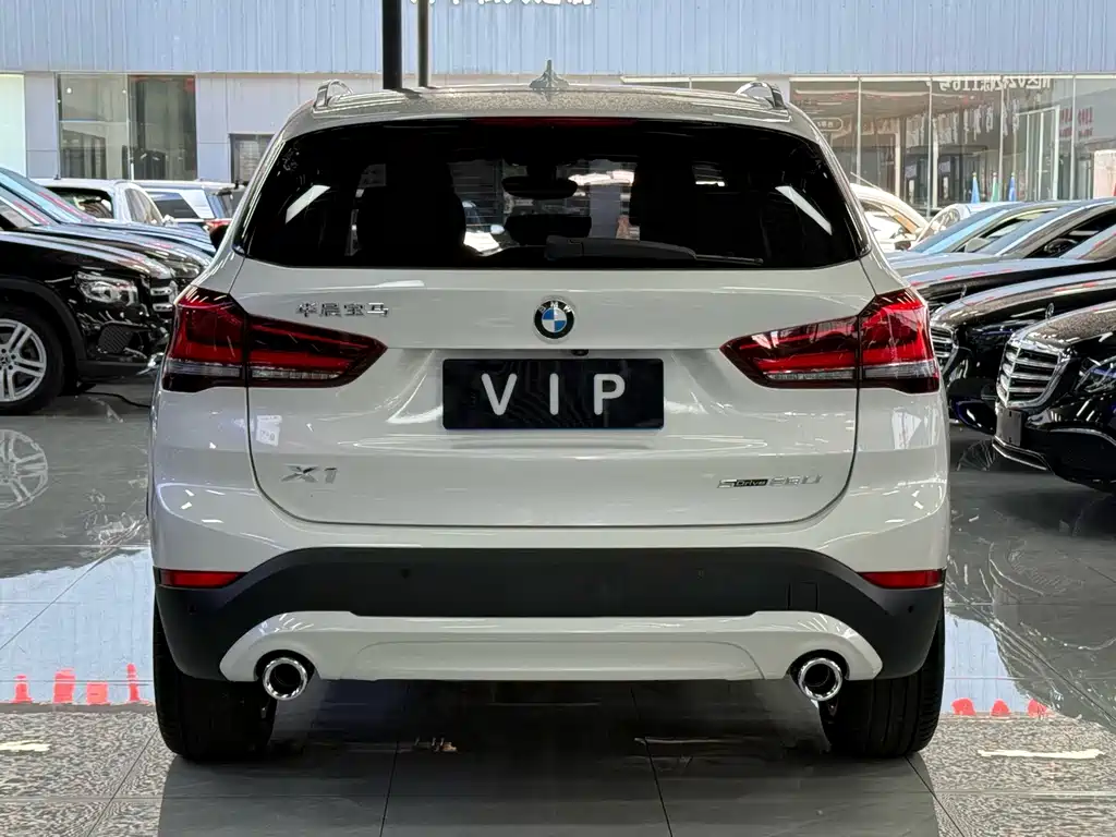 BMW X1 2022 — фото 13