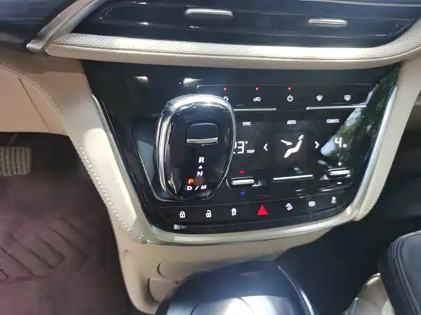 Buick GL8 2024