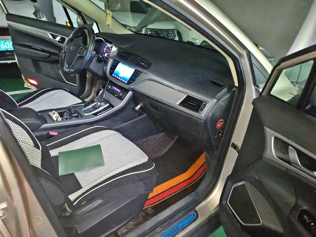 Geely Emgrand GS 2019 — фото 20