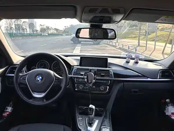 BMW 3 Series 2016