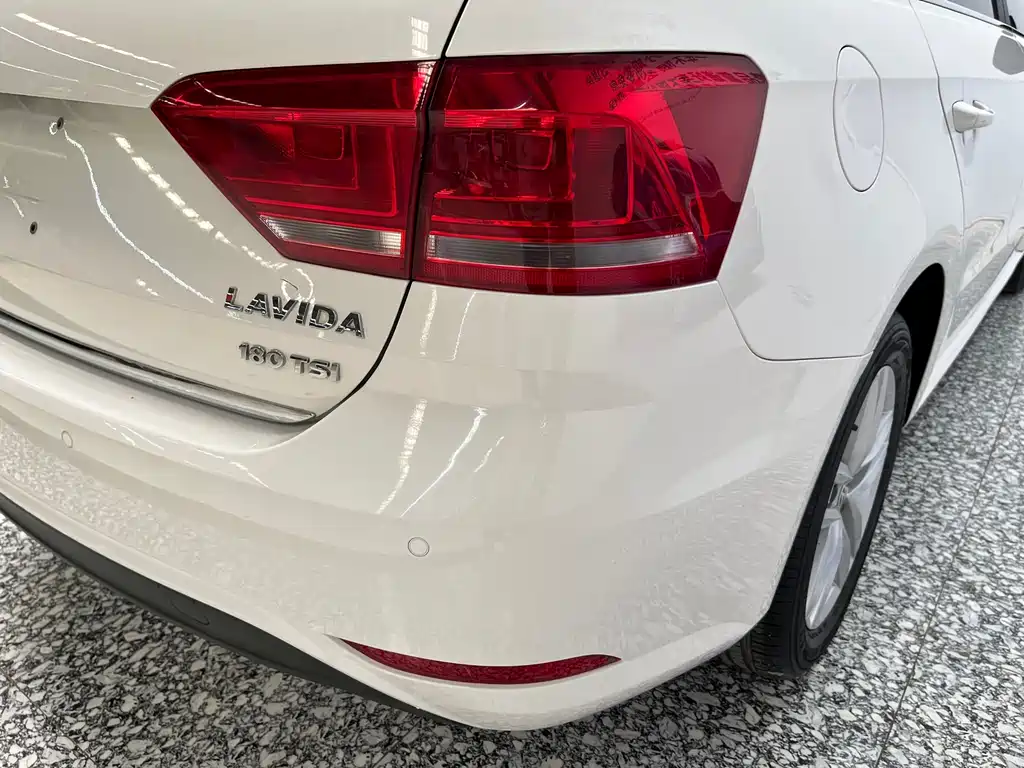Volkswagen Gran Lavida 2018 — фото 18