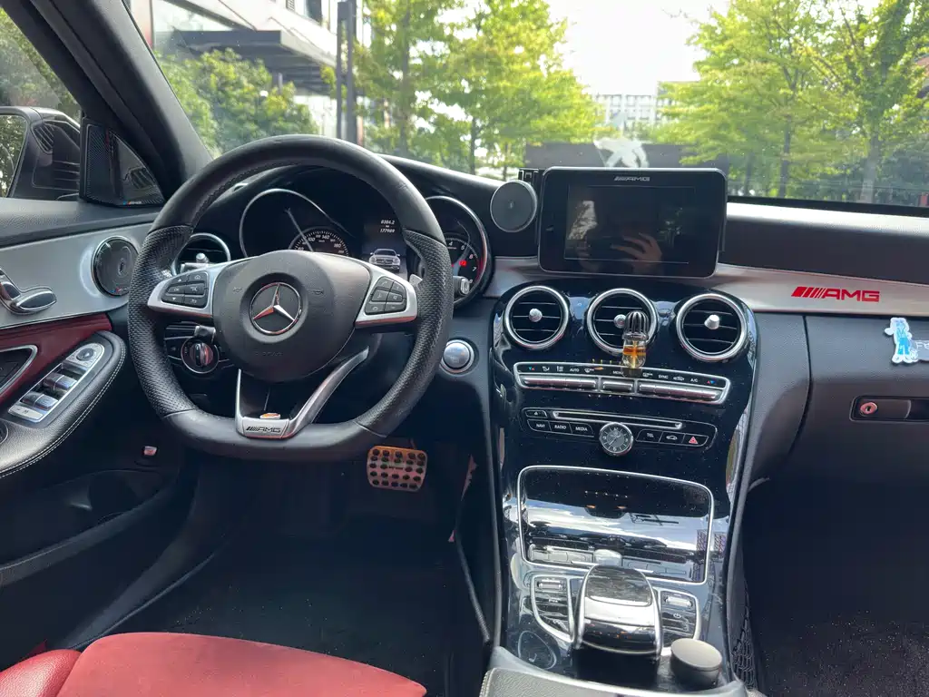 Mercedes-Benz C-Class 2017 — фото 18