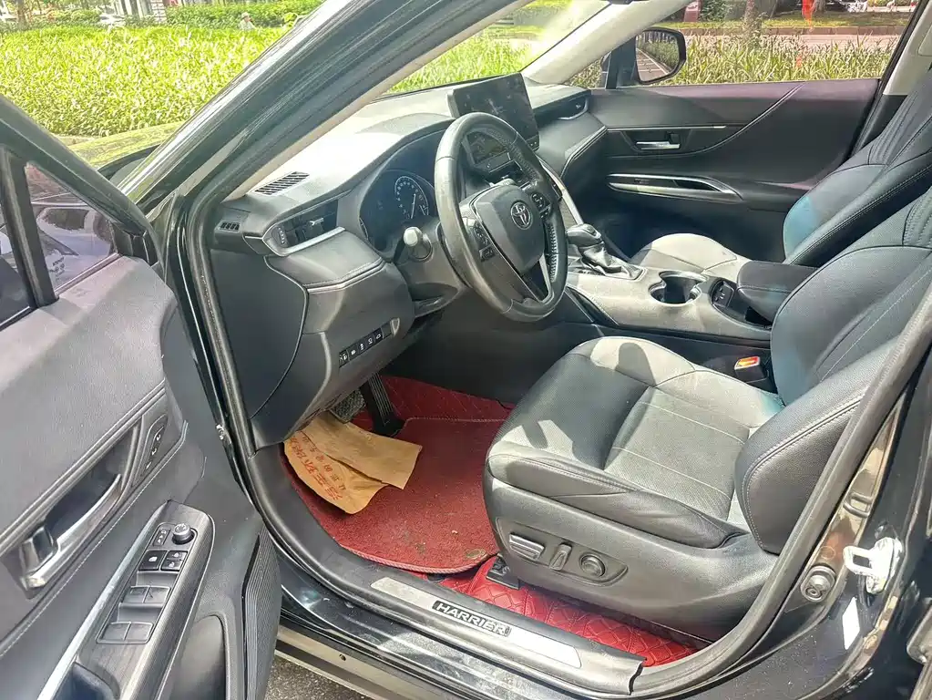 Toyota Harrier 2022