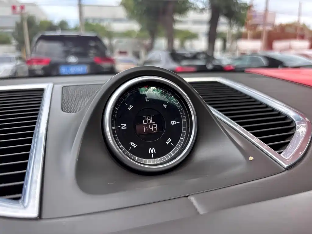 Porsche Macan 2015 — фото 9