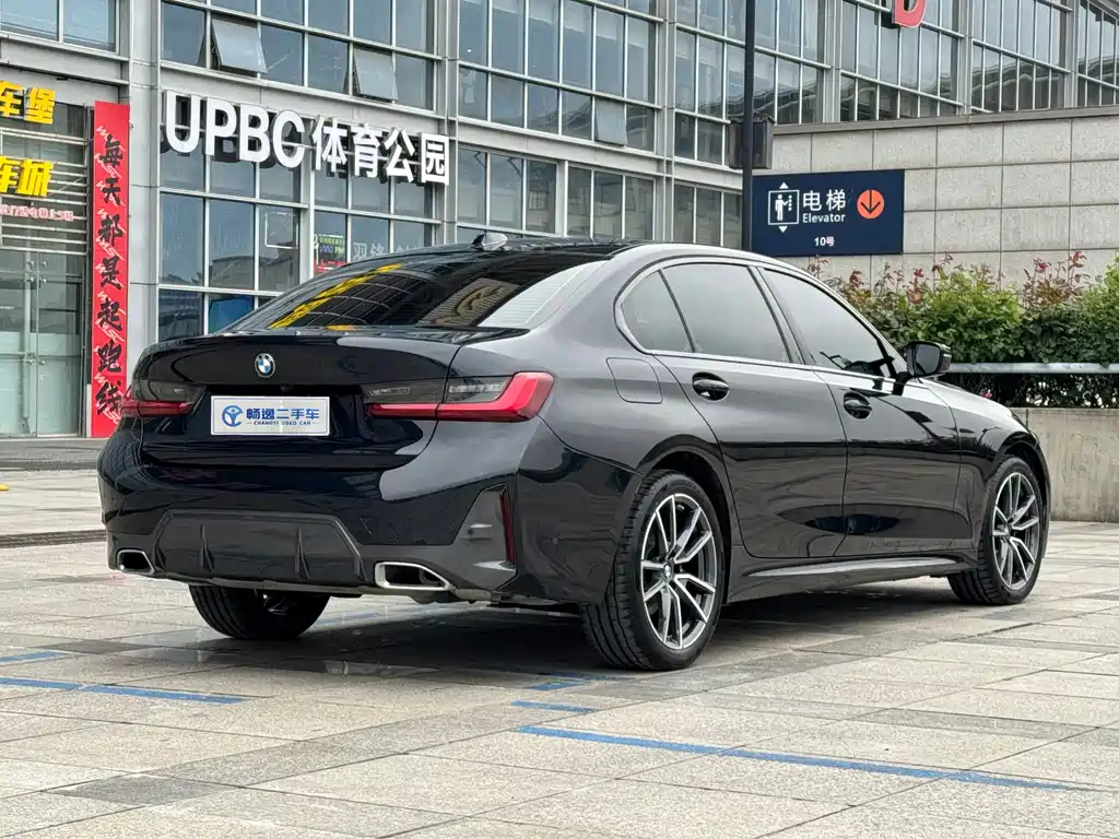 BMW 3 Series 2024