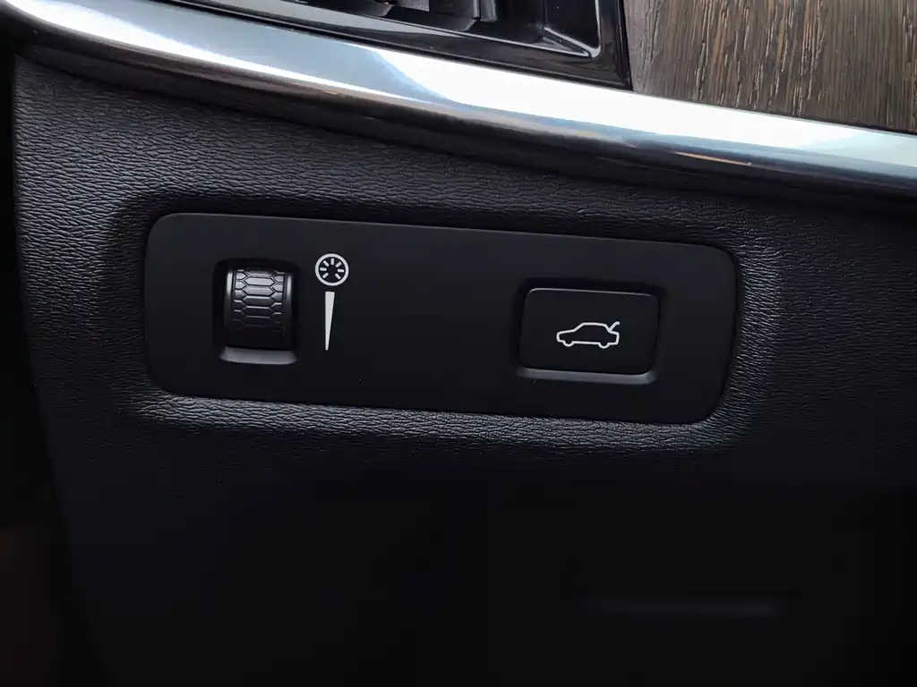 Volvo V90 2021 — фото 30