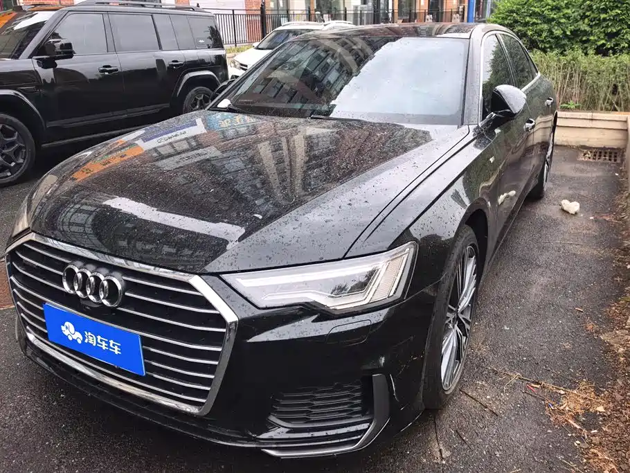 Audi A6L 2022 — фото 1