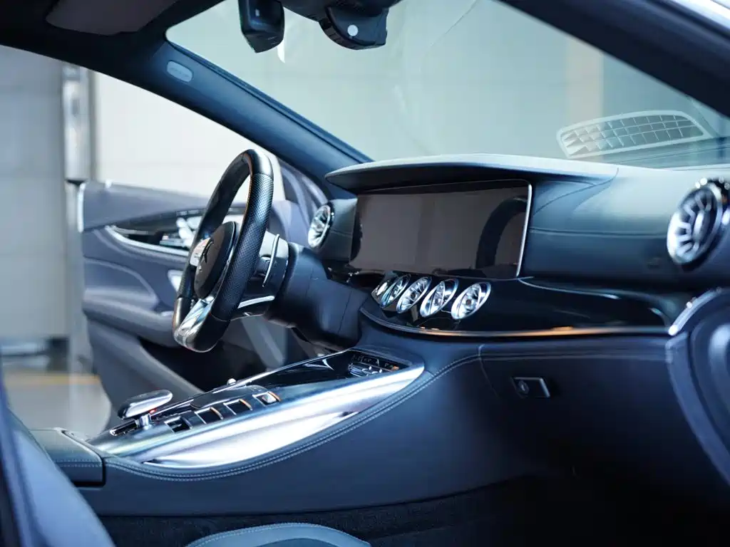 Mercedes-Benz AMG GT 2020 — фото 32