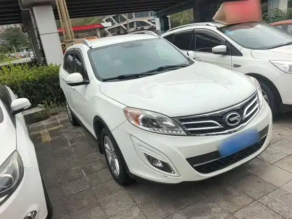 GAC Trumpchi GS5 2015