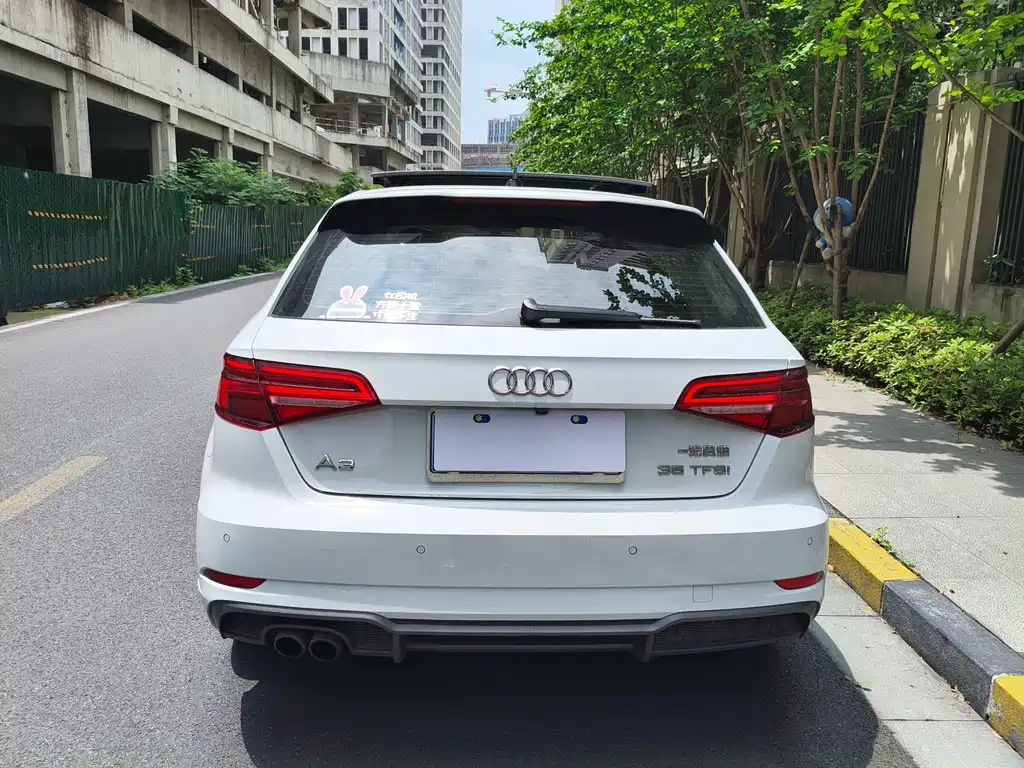 Audi A3 2019 — фото 10