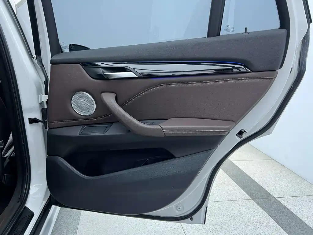 BMW X1 2021 — фото 19