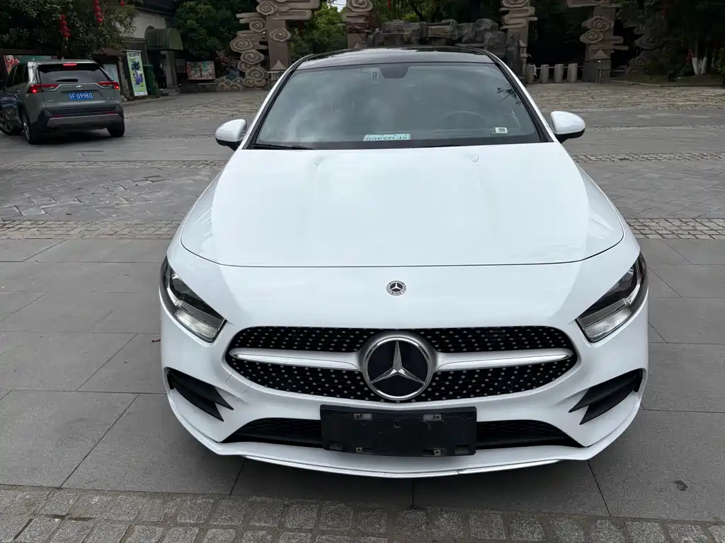 Mercedes-Benz A-Class 2021 — фото 2