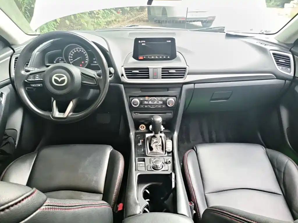Mazda 3 Angkesela 2017 — фото 13