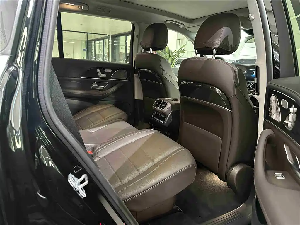 Mercedes-Benz GLS 2023 — фото 15