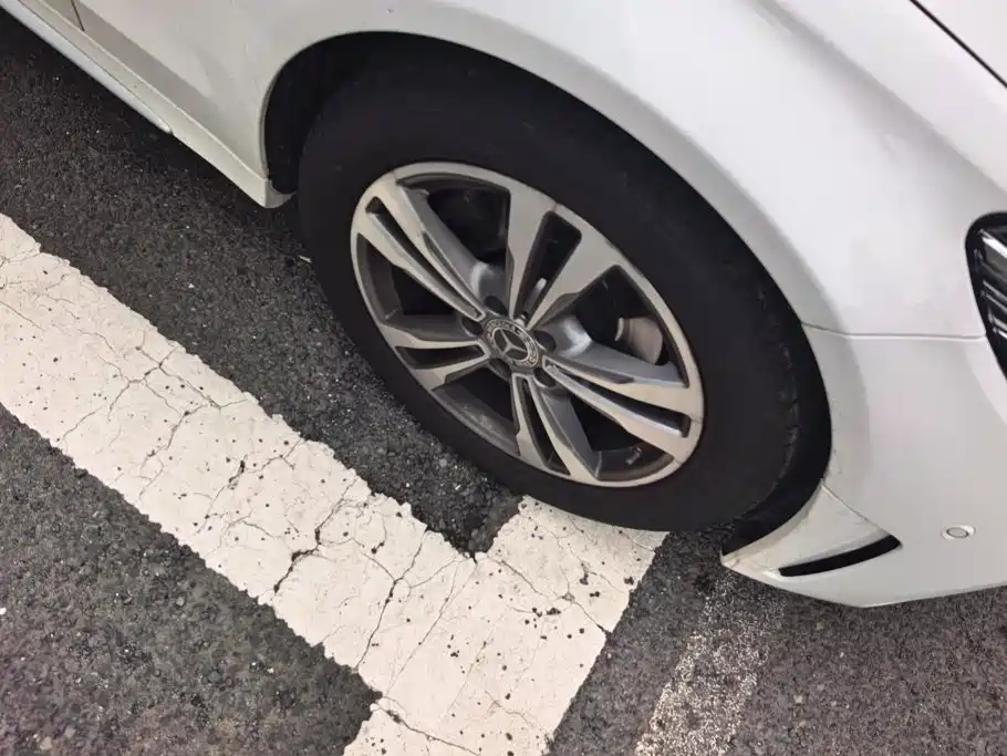Mercedes-Benz C-Class 2021